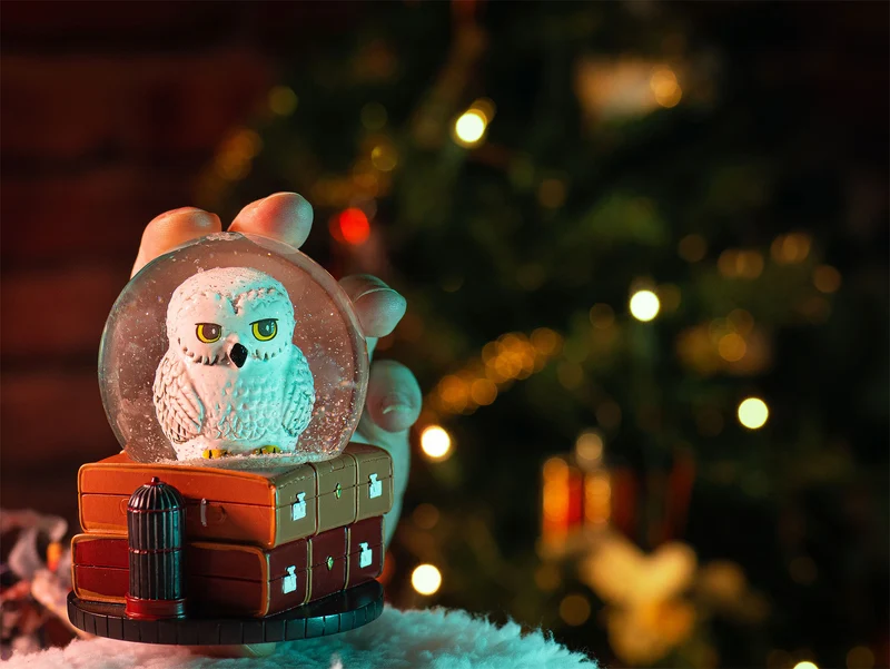 Harry Potter - Hedwig Schneekugel mit Glitter