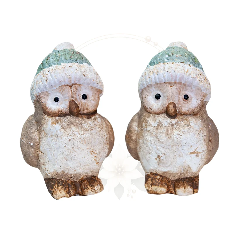 2er Set Winter Eulen mit Strickmütze aus Ton 8 cm - Dekofiguren