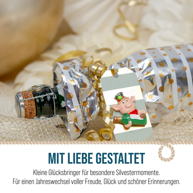 Glücksschwein mit Sektglas 4er Set selbstklebend 4 cm - Glücksbringer