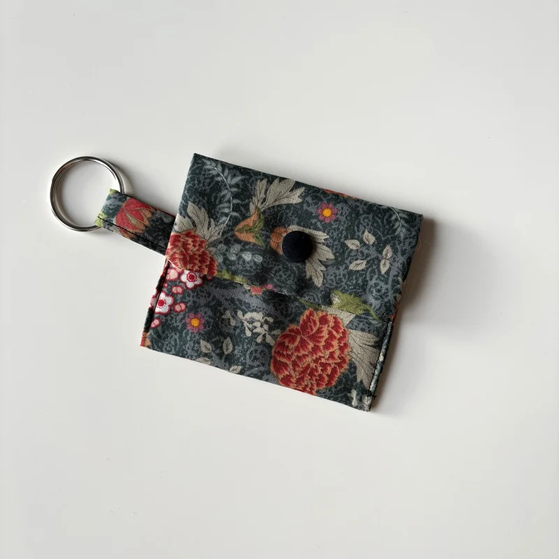 AirPods Case Botanic Vintage