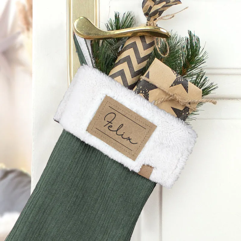 Nikolausstrumpf zum Befüllen Weihnachtssocke personalisiert mit Name Etikett - grün