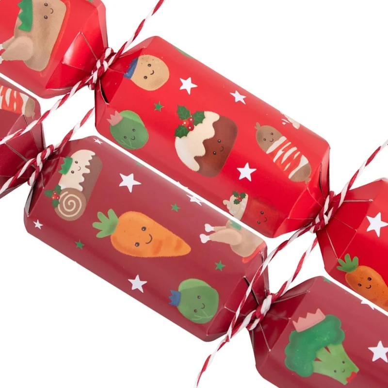 Festive Feast Frenzy Game | 6 Family Christmas Crackers Christmas Dinner Game