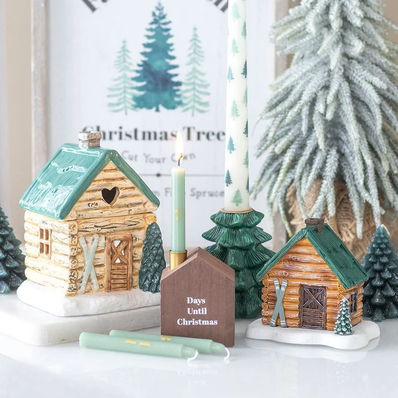 Green Fir Tree Candle Holder with Taper Candle | Festive Christmas Centrepiece