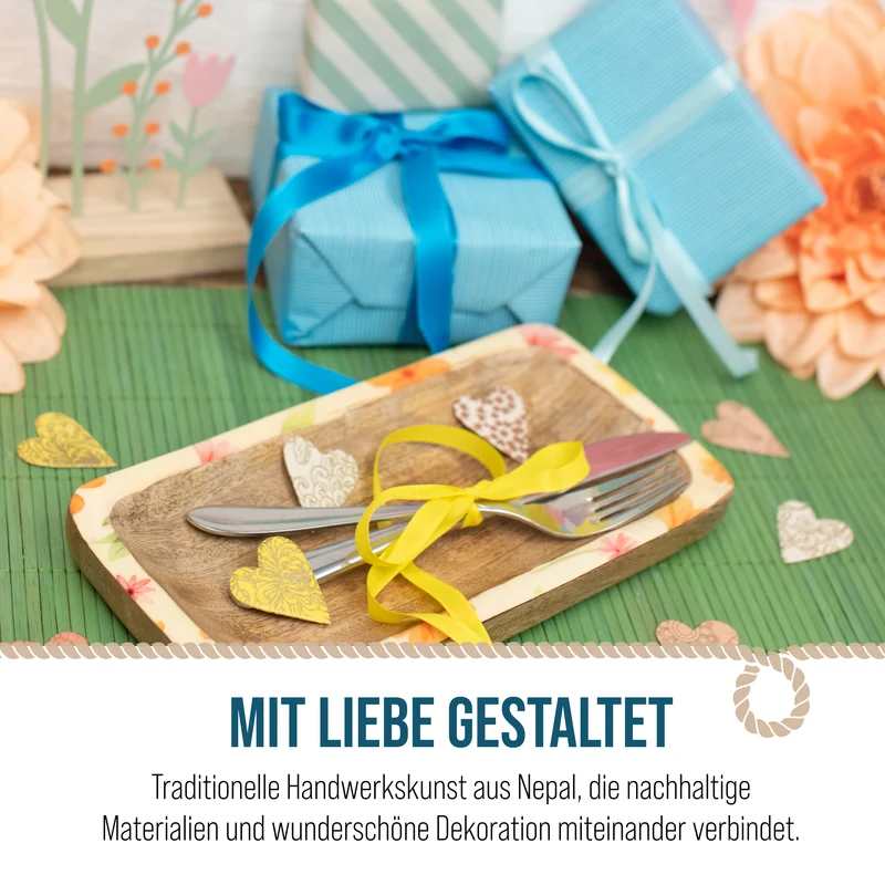 Streudeko Herzen Gold 24er-Set aus Naturpapier 3 x 4 cm handgefertigt in Nepal