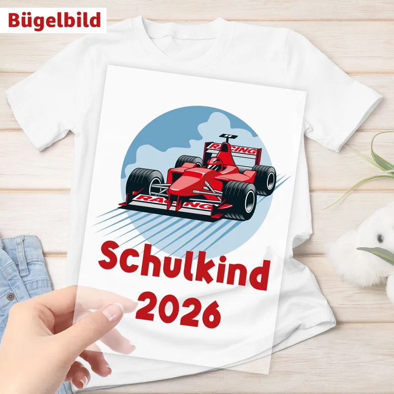 Bügelbild - Schulkind - Wunschname & Wunschjahr - Rennauto