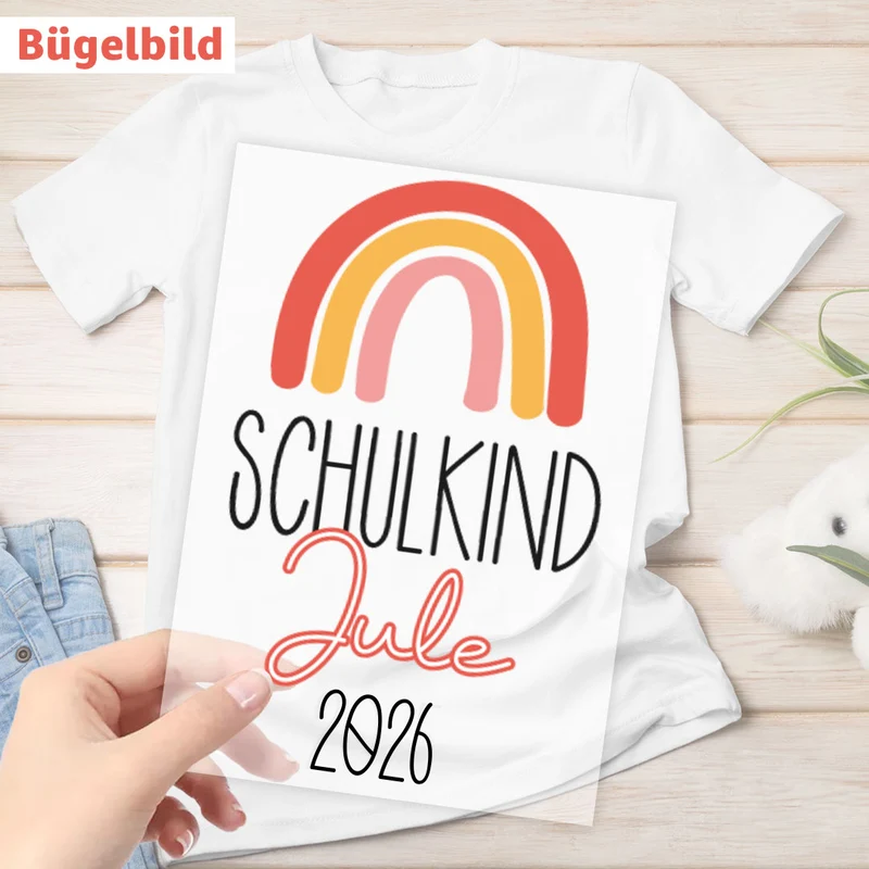 Bügelbild - Schulkind - Wunschname & Wunschjahr - Regenbogen classic - rosa