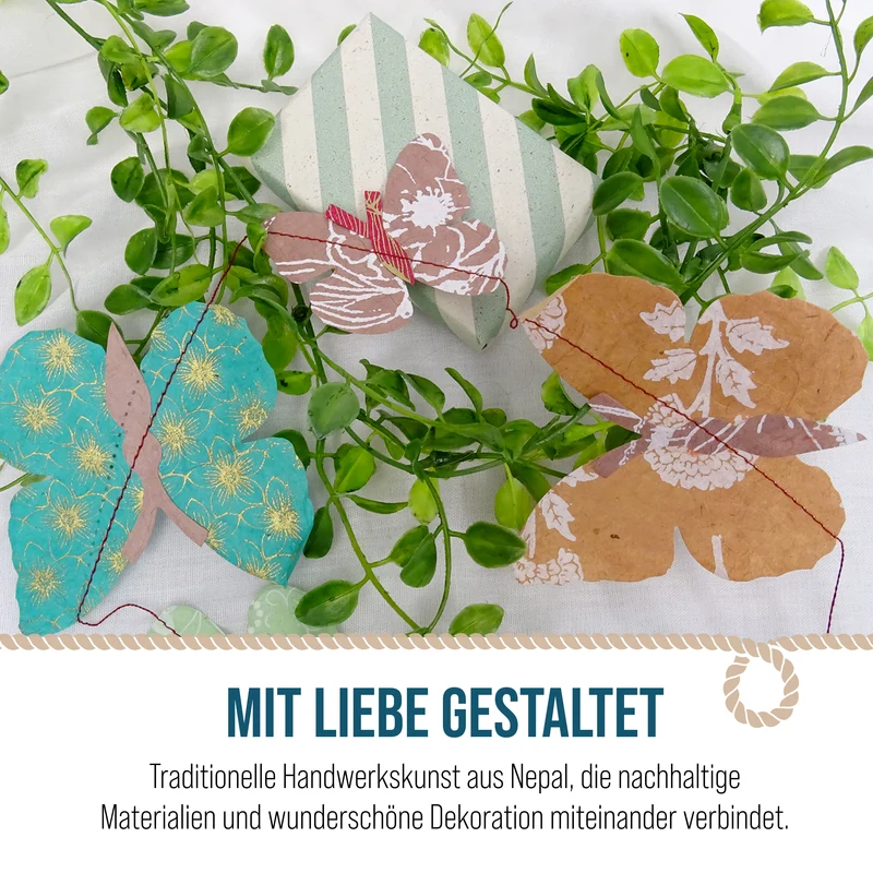 Girlande Schmetterlinge aus Naturpapier und Filz 183 cm handgefertigt in Nepal