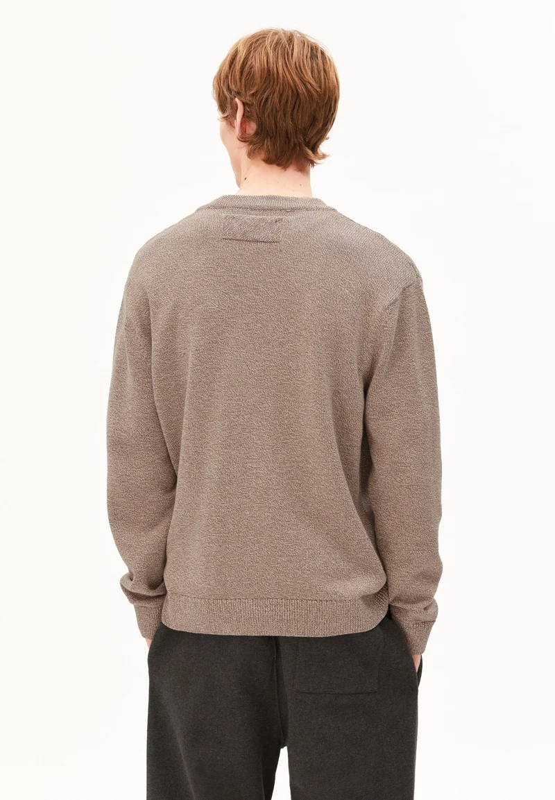 MOULINÉ-STRICKJACKE | amberwood-oatmilk