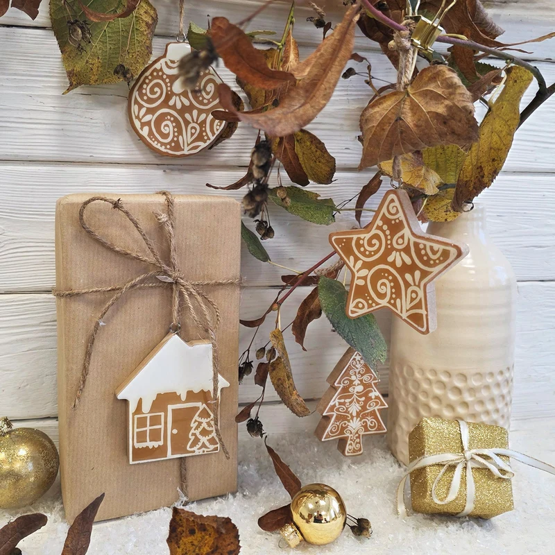 Holzanhänger Lebkuchen Deko 4er Set –Weihnachtsanhänger 9 cm– braun weiß