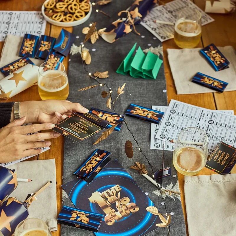 The 1% Club Christmas Crackers Pack of 6 with Quiz Questions & Challenges