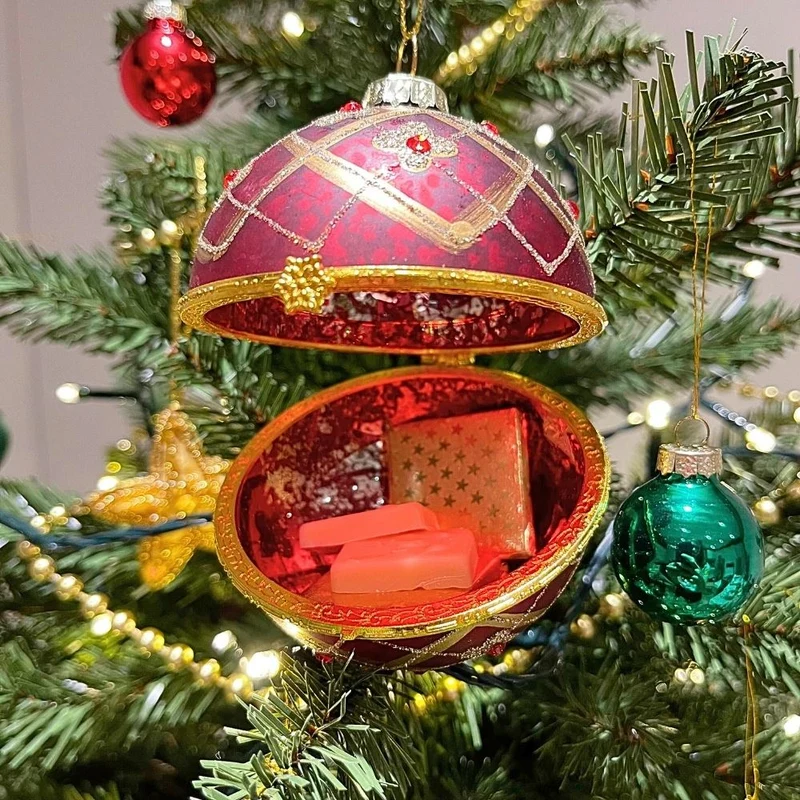 Red & Gold Floral Trellis Glass Locket Bauble | Christmas Tree Ornament - 8cm