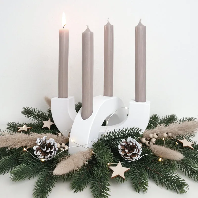 Adventskranz modern Kerzenhalter aus Gießbeton minimalistisch Weihnachtsdeko Halbkreis weiß Boho
