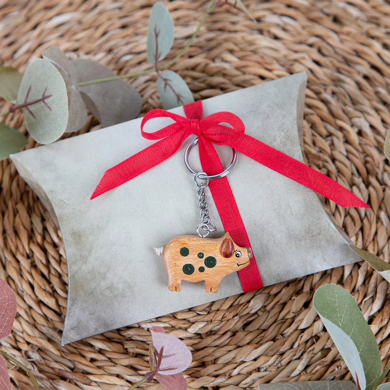 5 Glücksschweinchen Schlüssel-Anhänger HOLZ Glücksbringer 4 cm ohne Kette Schweinchen NATUR give-away Gastgeschenk Hochzeits-Deko Silvester Neujahr Glückssymbol