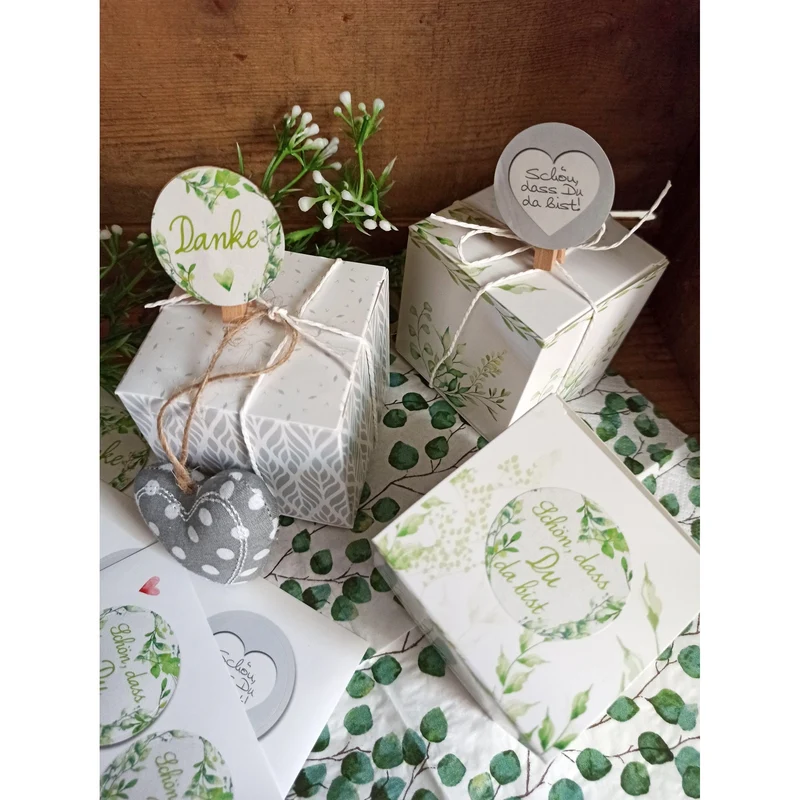 Logbuch-Verlag 6 Herzanhänger beige grau weiß Stoffherzen mit Schnur z. Aufhängen Hochzeitsdeko Weihnachtsdeko Geschenkanhänger Muttertag Valentinstag