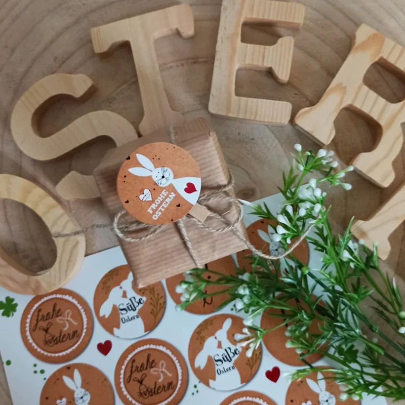 Logbuch-Verlag Set 48 Frohe Ostern Aufkleber Osterhase Osterdeko bunt Osteraufkleber rund Verpackung Kindergeschenke Geschenke Give-Away beige rot weiß schwarz