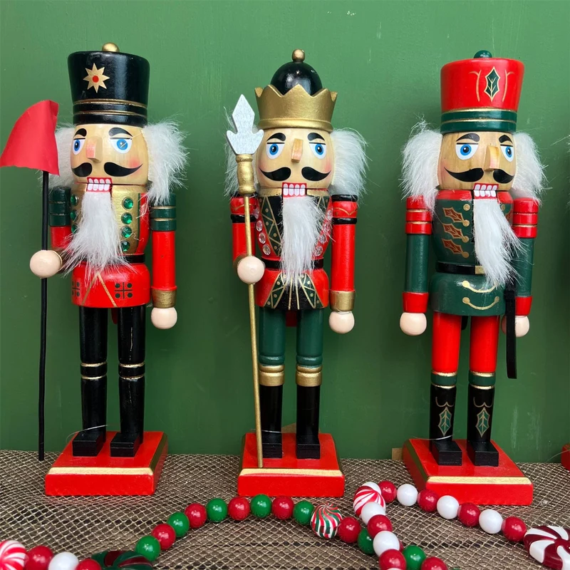 Traditional Wooden Christmas Nutcracker Soldier Figure with Moveable Parts 25cm