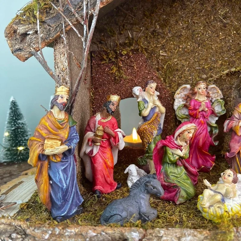 Traditional Christmas Nativity Scene With 11 Beautiful Detailed Figures | Resin Statues And Stable Manger Scene Crib Figurines | Christmas Nativity Set With Figures