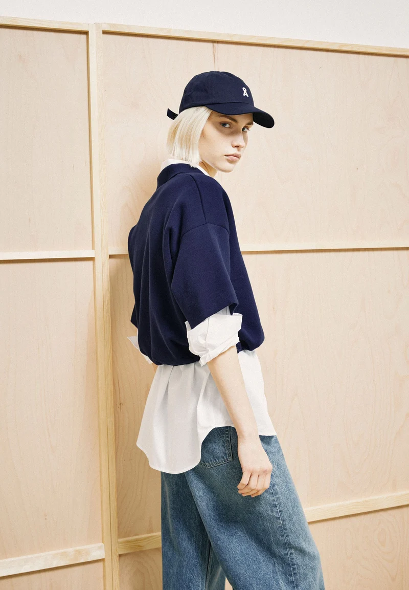 KOMPAKTER POLO-STRICKPULLOVER | tinted navy
