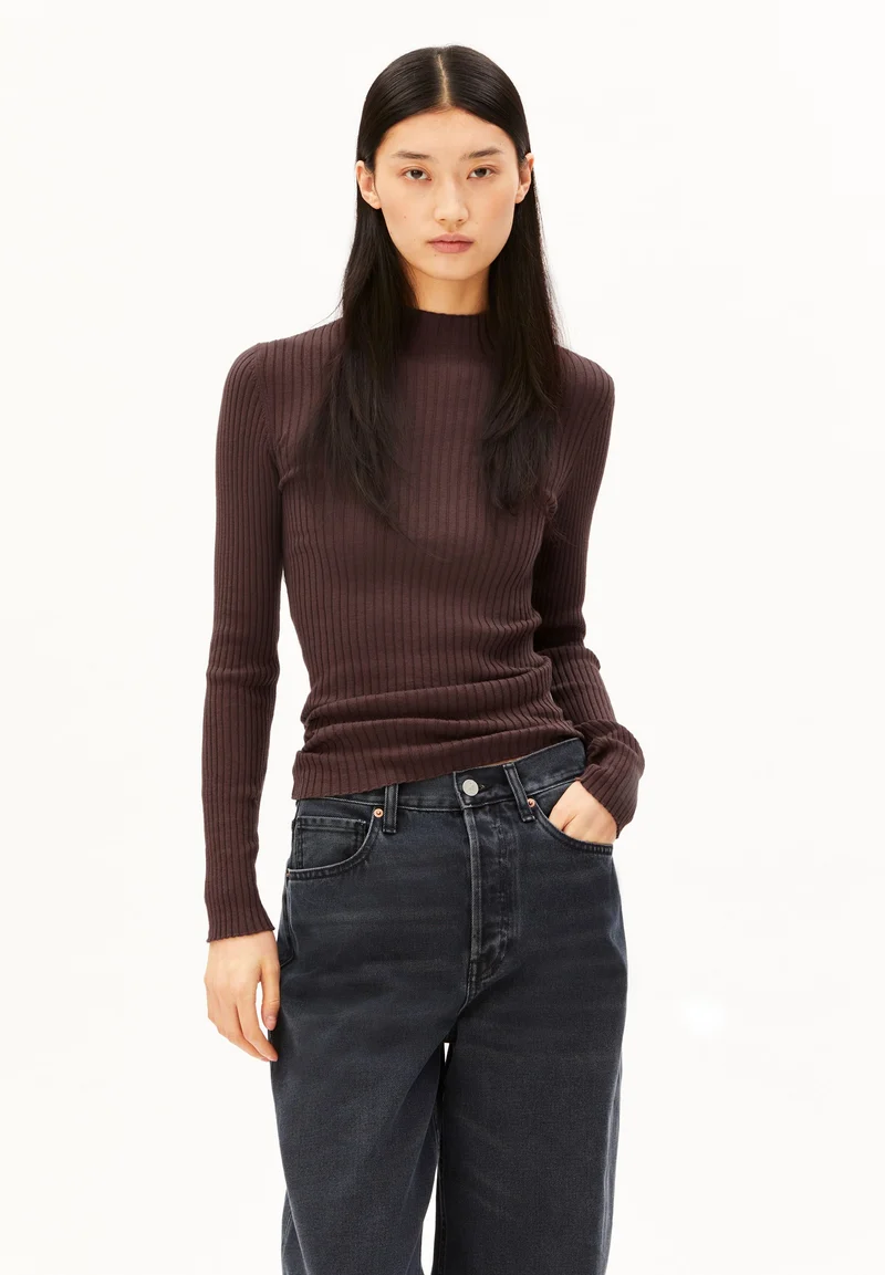 ALAANIA STRICKPULLOVER | claystone