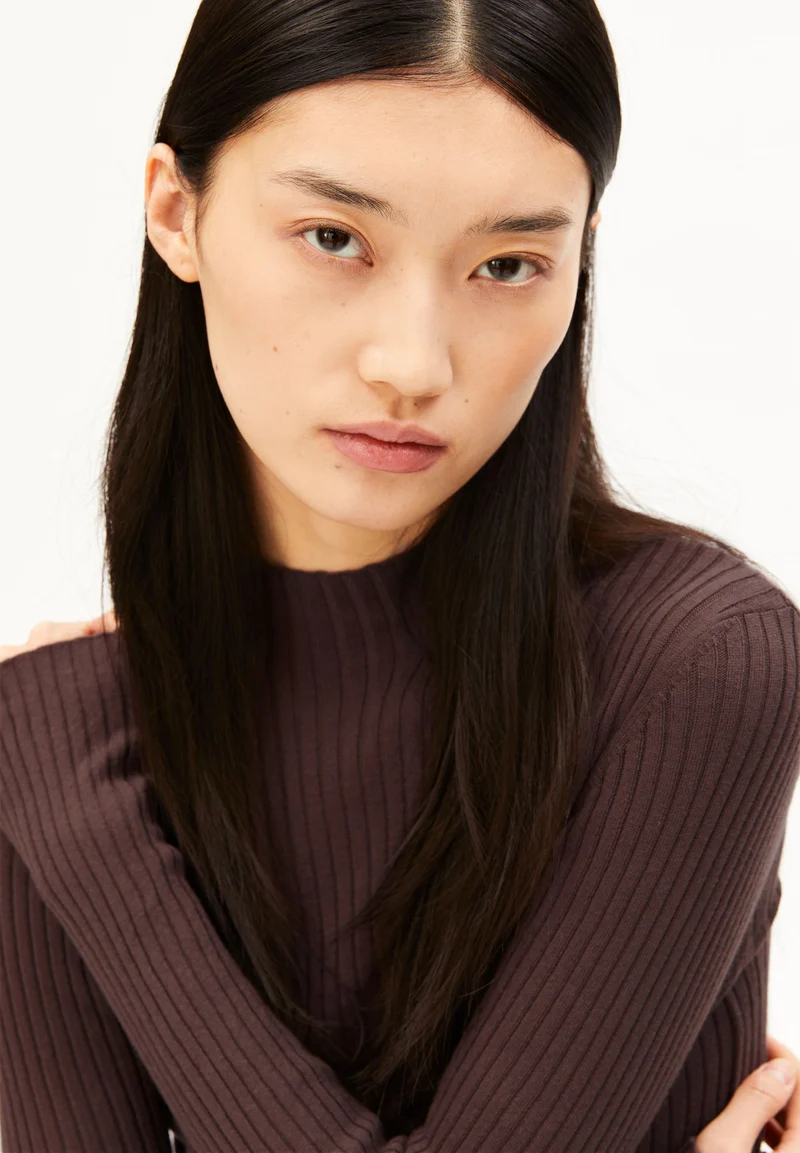 ALAANIA STRICKPULLOVER | claystone