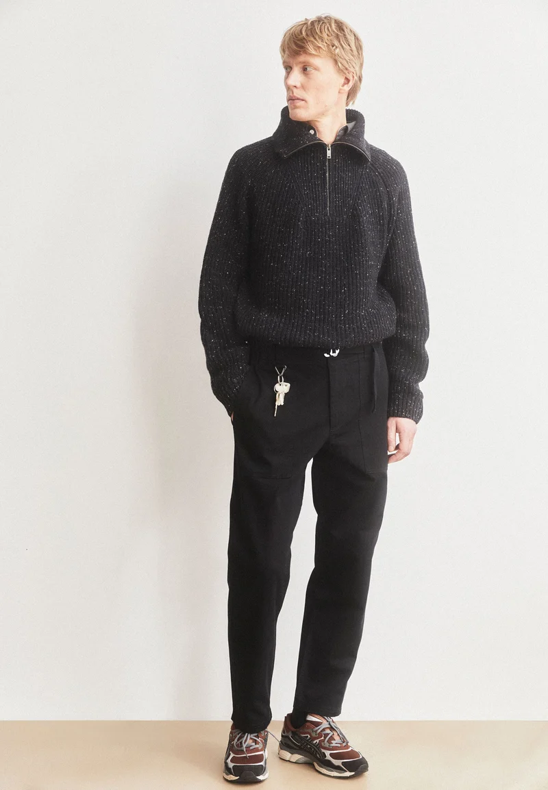 TWEED-STRICK-TROYER | black