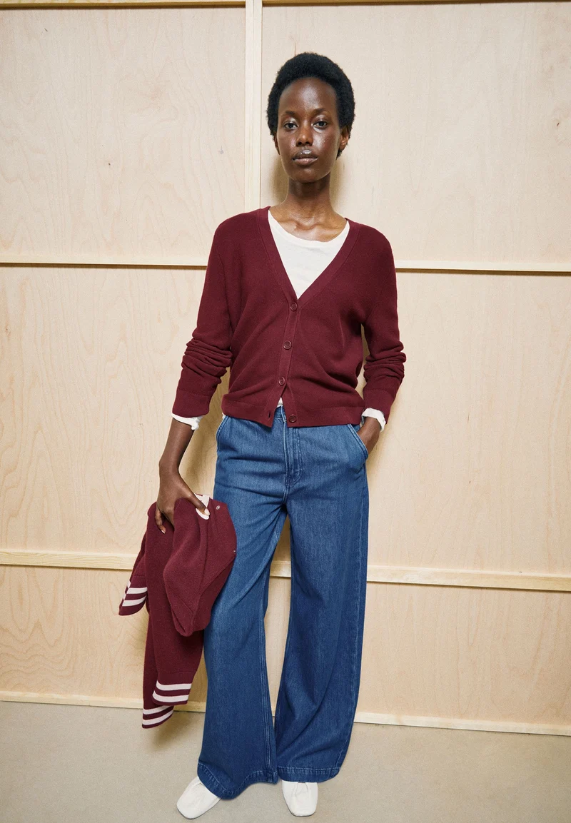 MENAAL LINKS LINKS CARDIGAN | velvet red