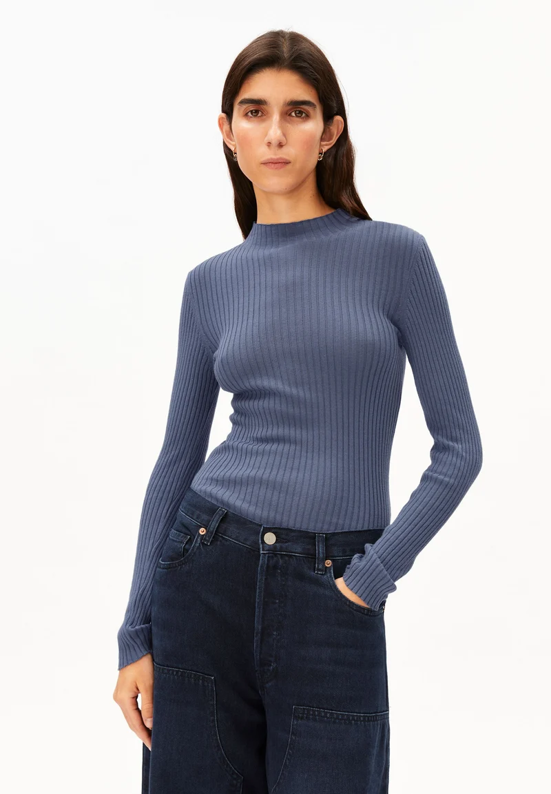 ALAANIA STRICKPULLOVER | dusty moon