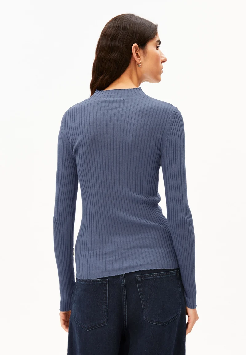 ALAANIA STRICKPULLOVER | dusty moon