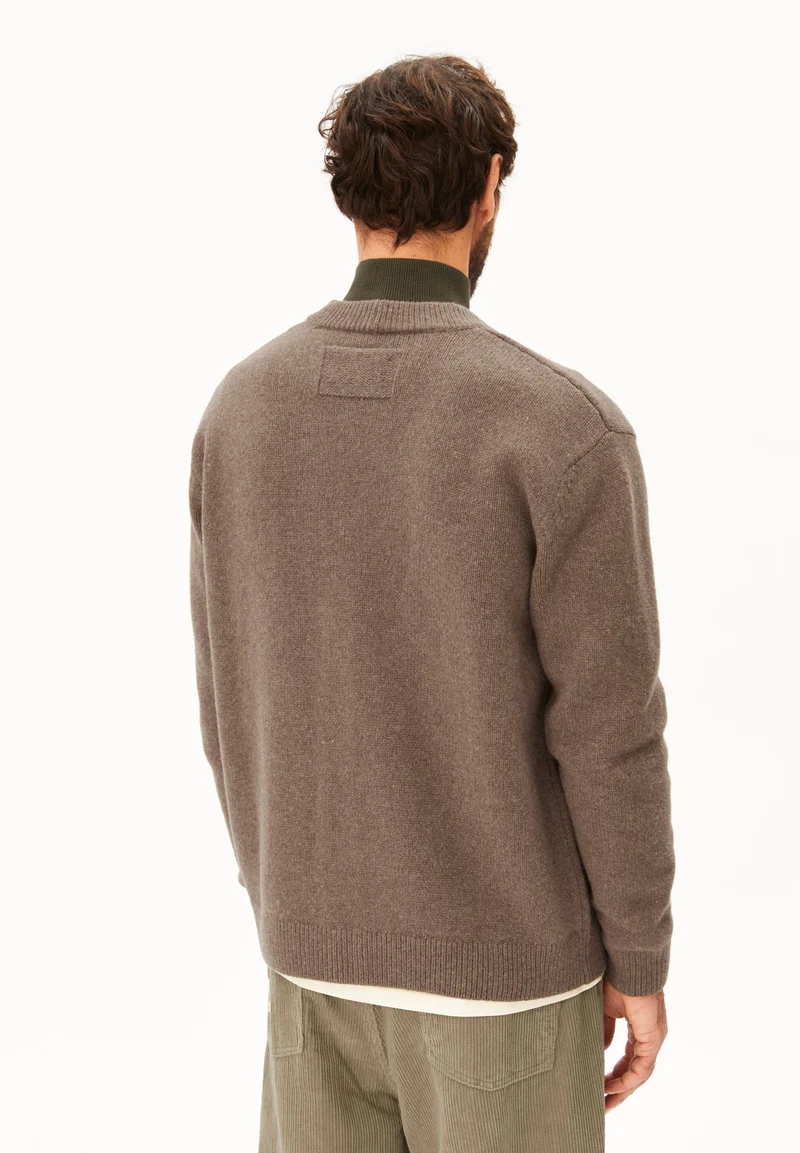 RECYCELTE WOLL-STRICKJACKE | claystone melange