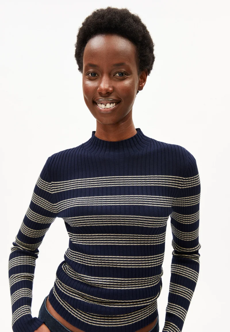 ALAANIA GESTREIFTER STRICKPULLOVER | tinted navy-golden hay