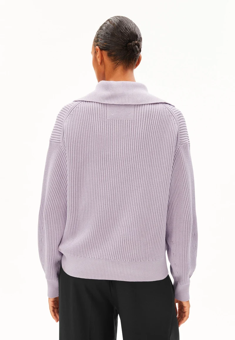 VANISÉ RIPPSTRICK-TROYER | moonlit lilac-dark moonlit lilac