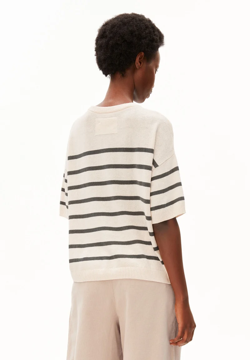 GESTREIFTER LEINEN-MIX PULLOVER | undyed-space steel