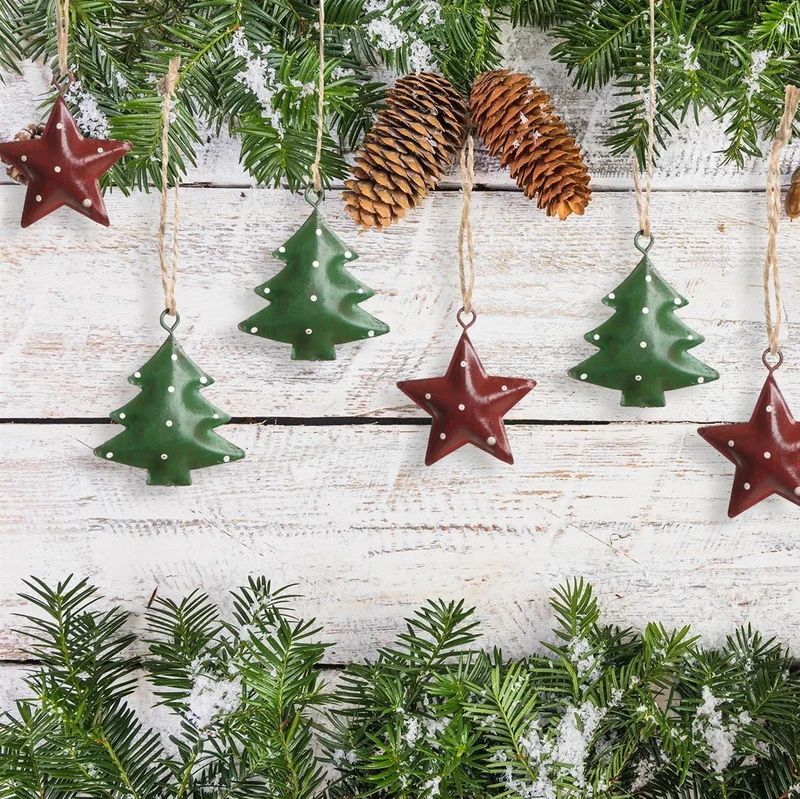 12 kleine Weihnachtsanhänger Sterne + Bäume in rot & grün - 5 cm
