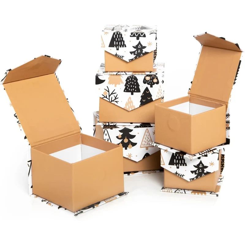 6 Geschenkboxen mit Magnetverschluss braun-weiß-schwarz mit Weihnachtsbaum-Motiv