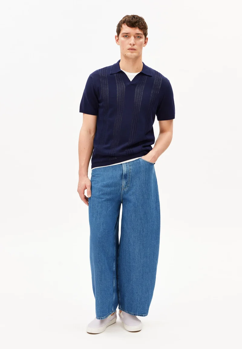 BAUMWOLL-STRICKPOLOSHIRT | tinted navy