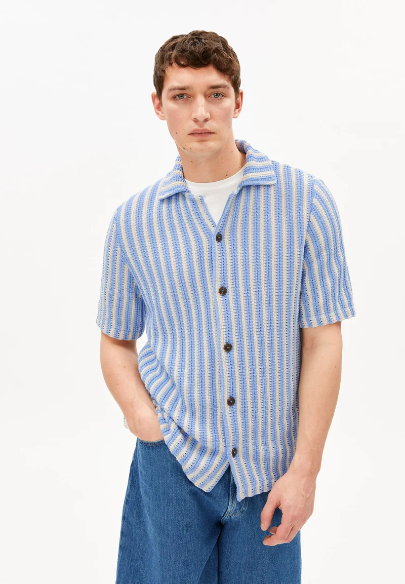 GESTREIFTES STRICKPOLOSHIRT | pure-wedgwood
