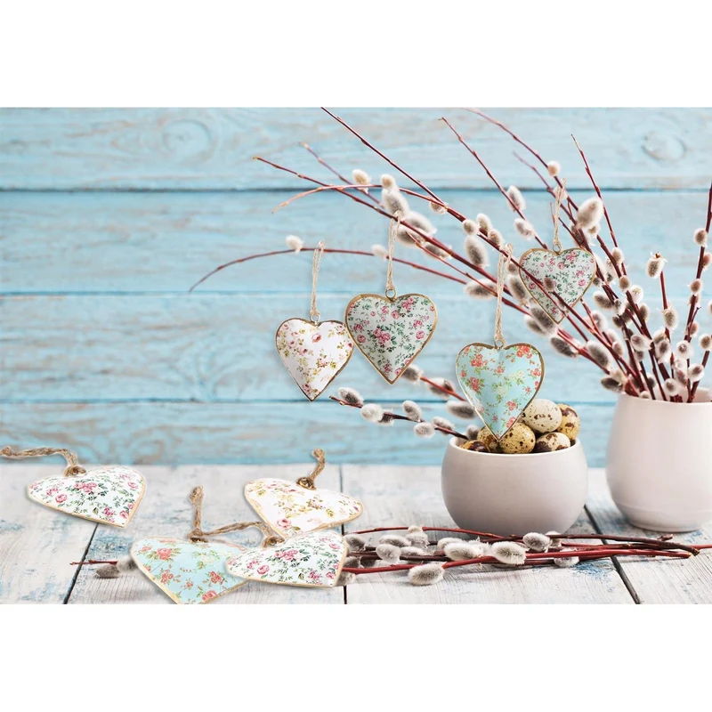 6 Vintage Herzen zum Aufhängen - Herzanhänger mit Blumenmuster Gold weiß floral