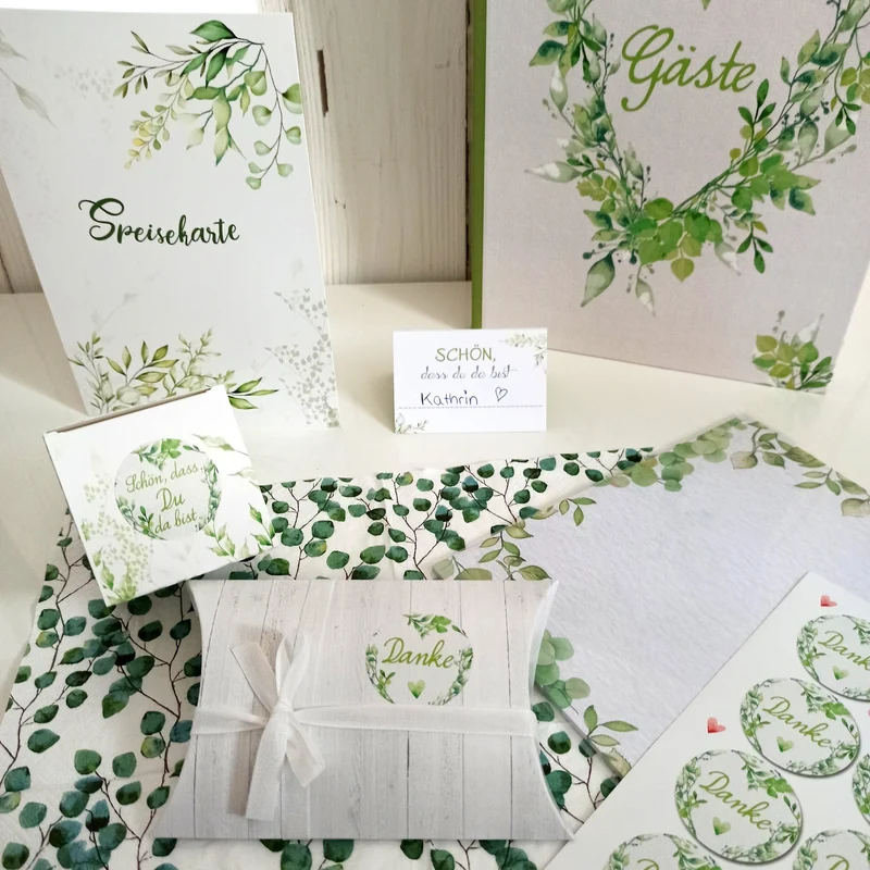 Logbuch-Verlag 24 Aufkleber rund grün hellgrün weiß SCHÖN DASS DU DA BIST 4 cm Geschenkaufkleber Etiketten Sticker - Hochzeit Taufe Geburtstag Gastgeschenk give-away Deko