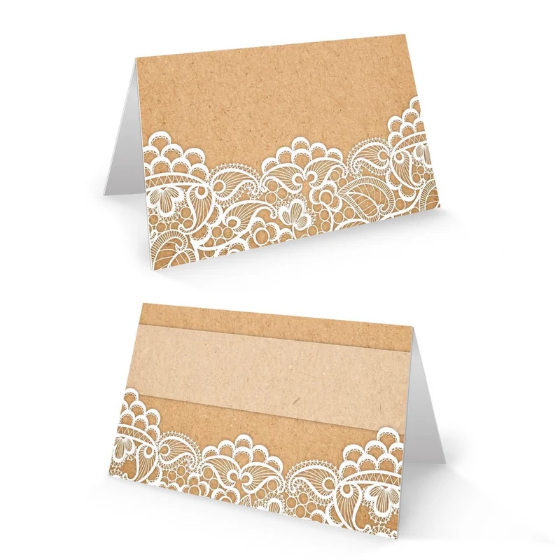 Vintage Tischkarten im Shabby-Chic-Stil mit Spitze und Kraftpapier-Optik