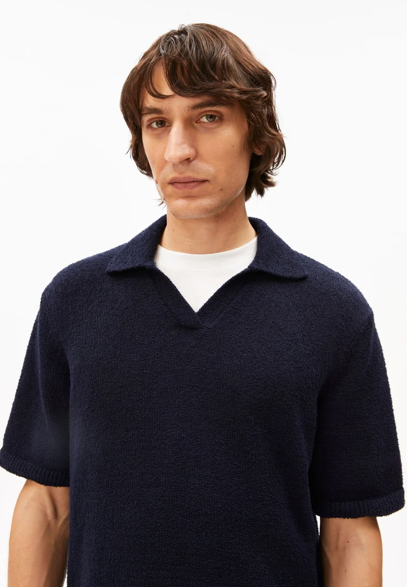 BOUCLE STRICKPOLOSHIRT | night sky