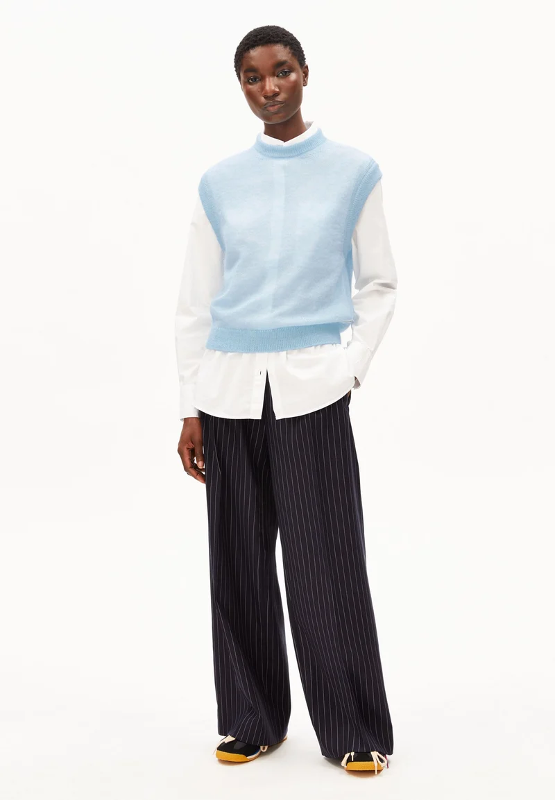 MOHAIR-MIX STRICKPULLUNDER | blue glow