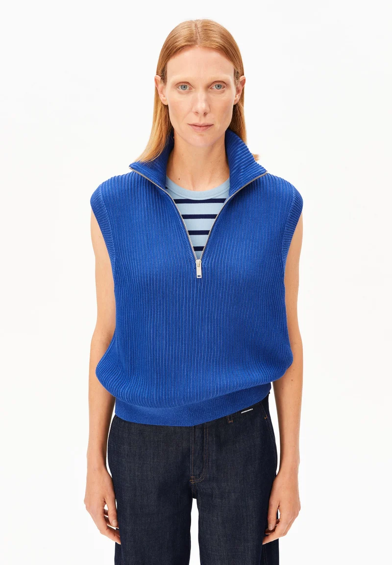 VANISÉ PULLUNDER | dynamo blue-light dynamo blue
