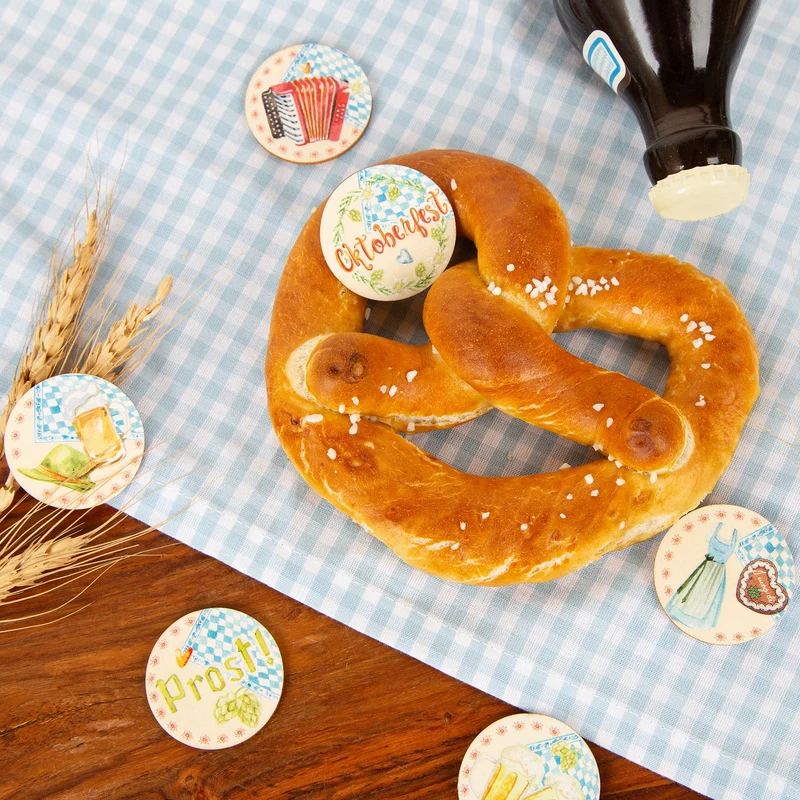 Oktoberfest-Holztaler zum Streuen und Basteln