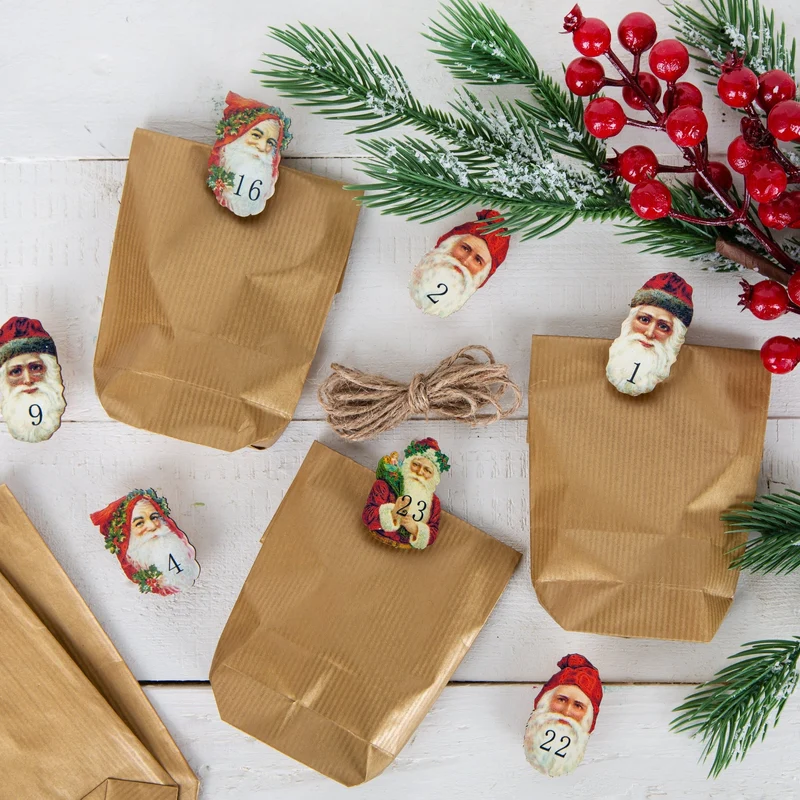Adventskalender Zahlen 1-24 Klammern aus Holz Weihnachtsmann