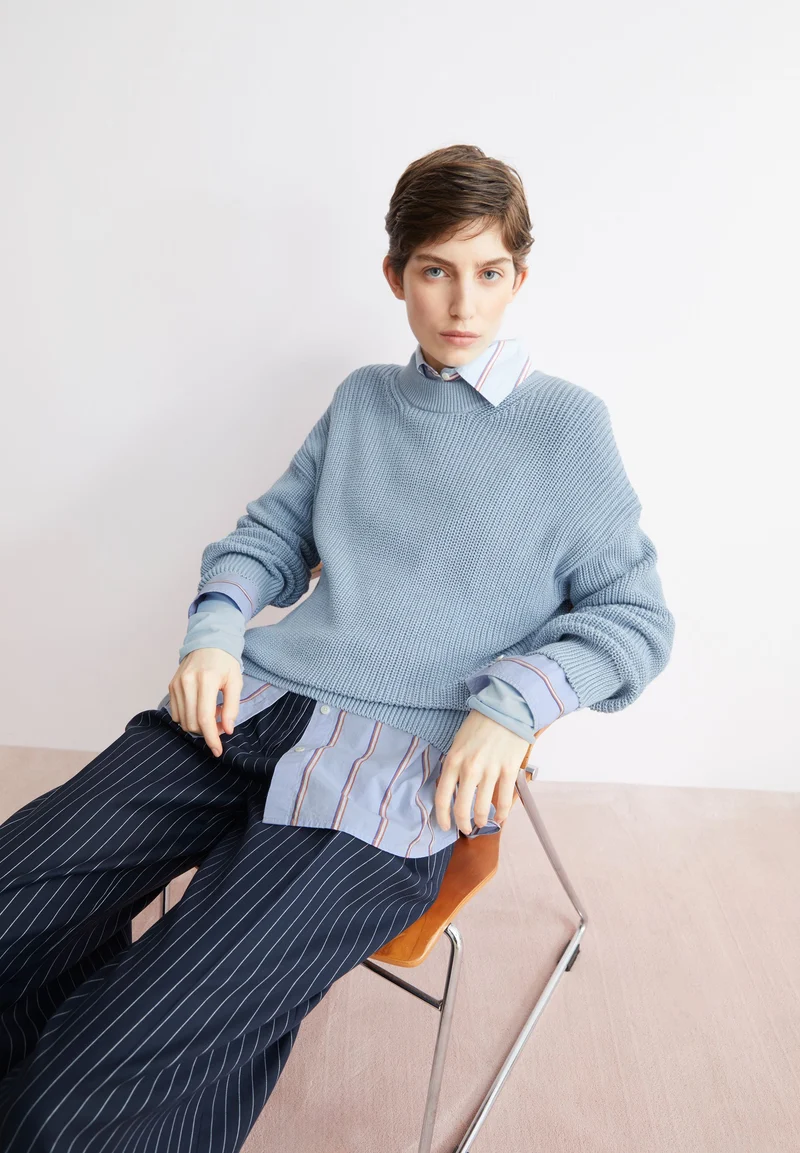 VANISÉ STRICKPULLOVER | blue glow-dark blue glow