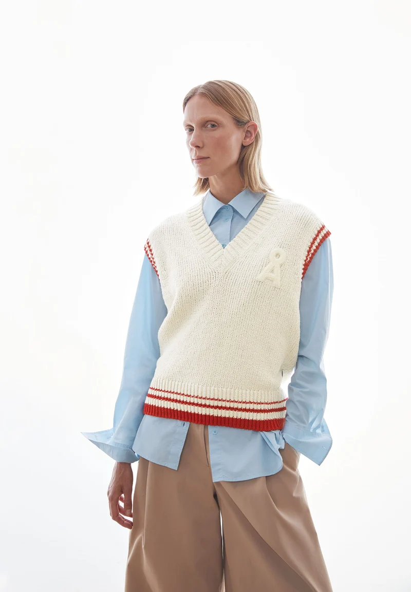 ICONIC Å COLLEGE PULLUNDER | oatmilk-mars red