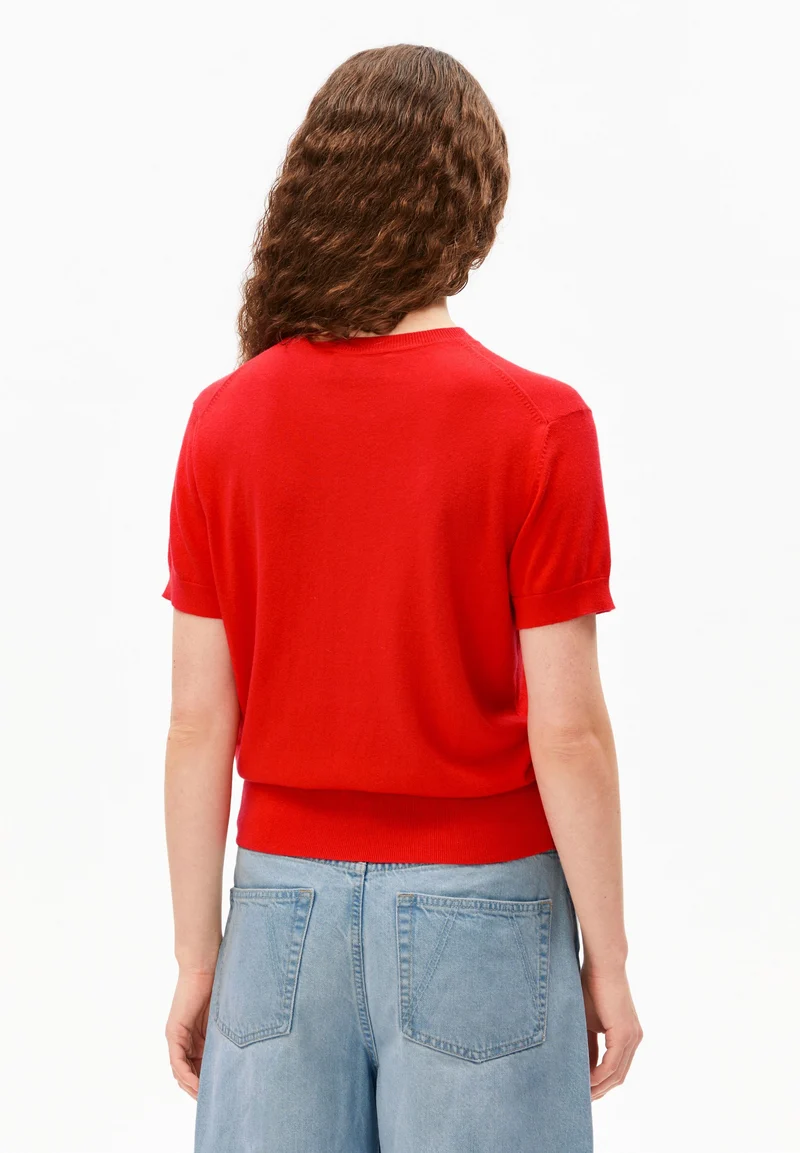 KURZÄRMLIGER STRICKPULLOVER | mars red