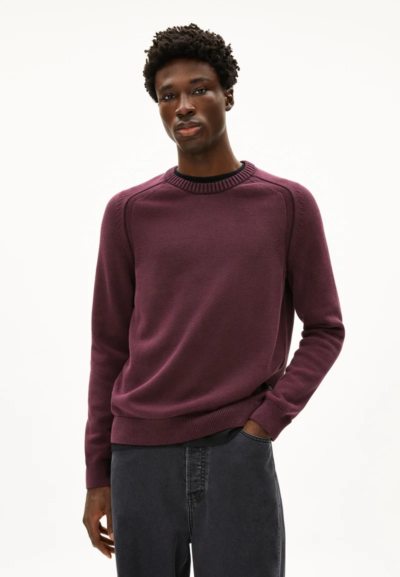 VAANJO GMT DYE STRICKPULLOVER | dark cranberry