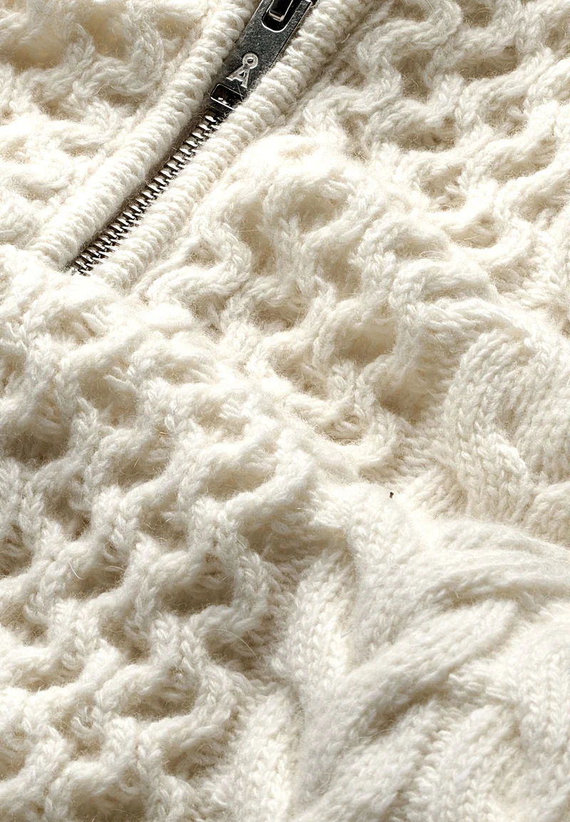 OLAIAAS CABLE | oatmilk