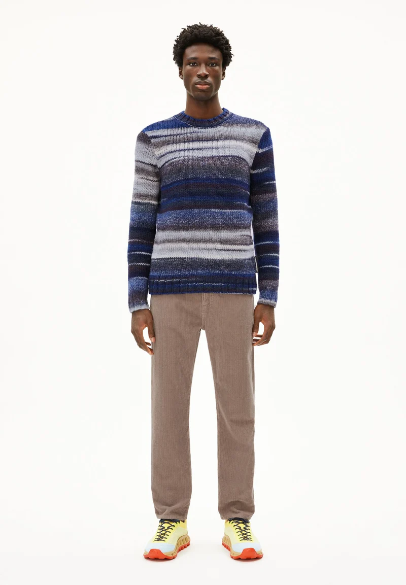 OTTAA STRICKPULLOVER | night sky